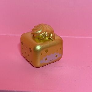 RARE Golden Little Twin Stars Lala Sanrio Dessert Mini Series Figure